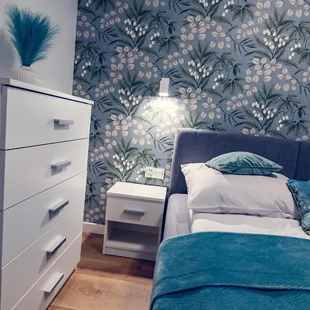 Apartmán Z Dwoma Sypialniami Parking Cicha 12