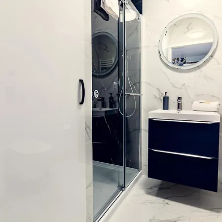 Z Dwoma Sypialniami Parking Cicha 12 Apartman *